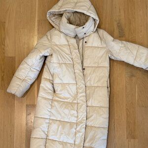Banana Republic Off-White Hooded Puffer Jacket (barely worn)